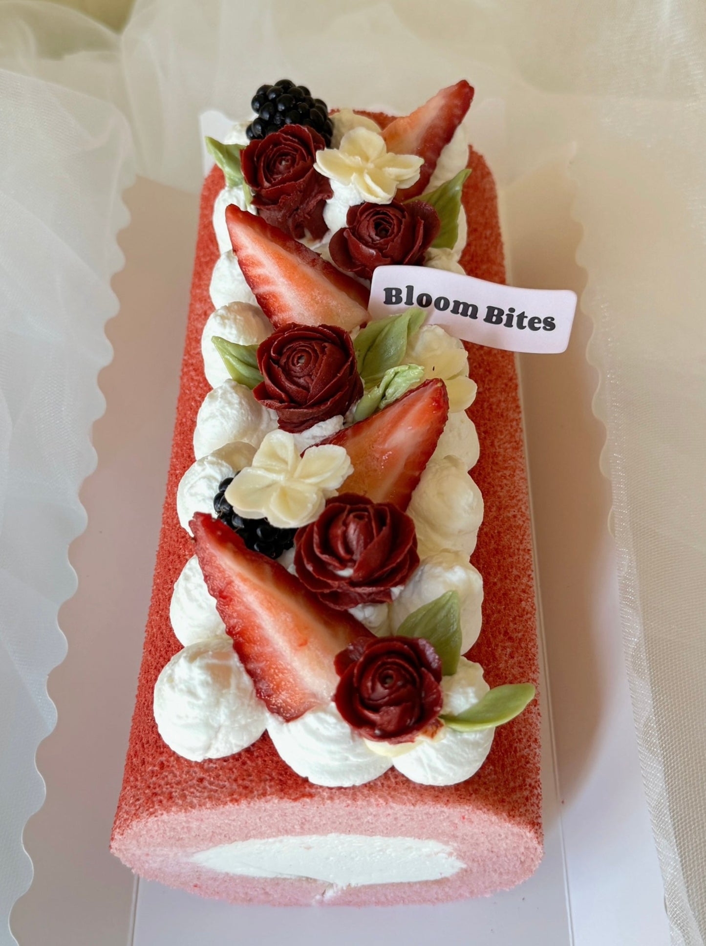 FLORAL ROLL CAKE