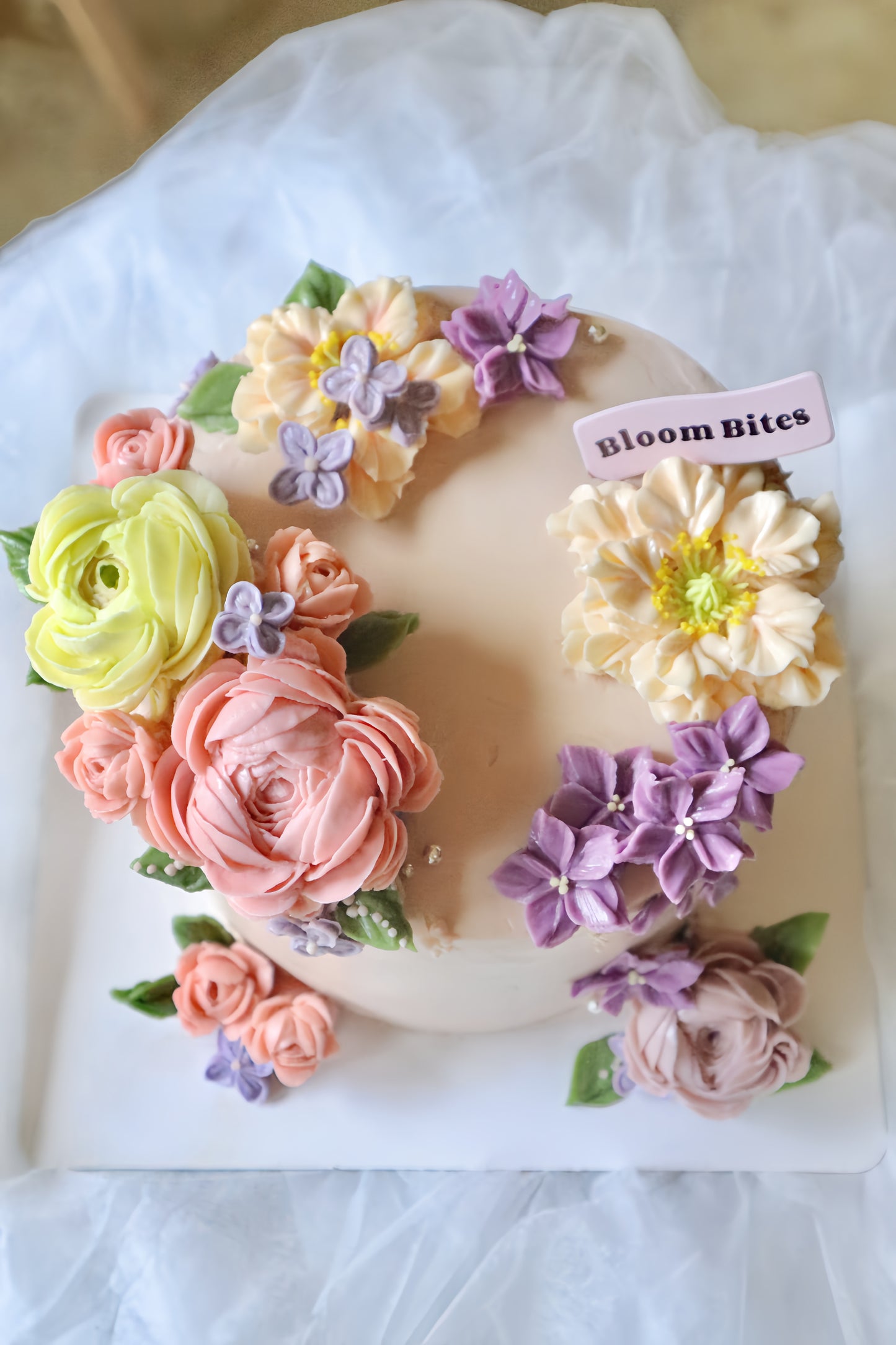 CUSTOM FLOWER CAKES